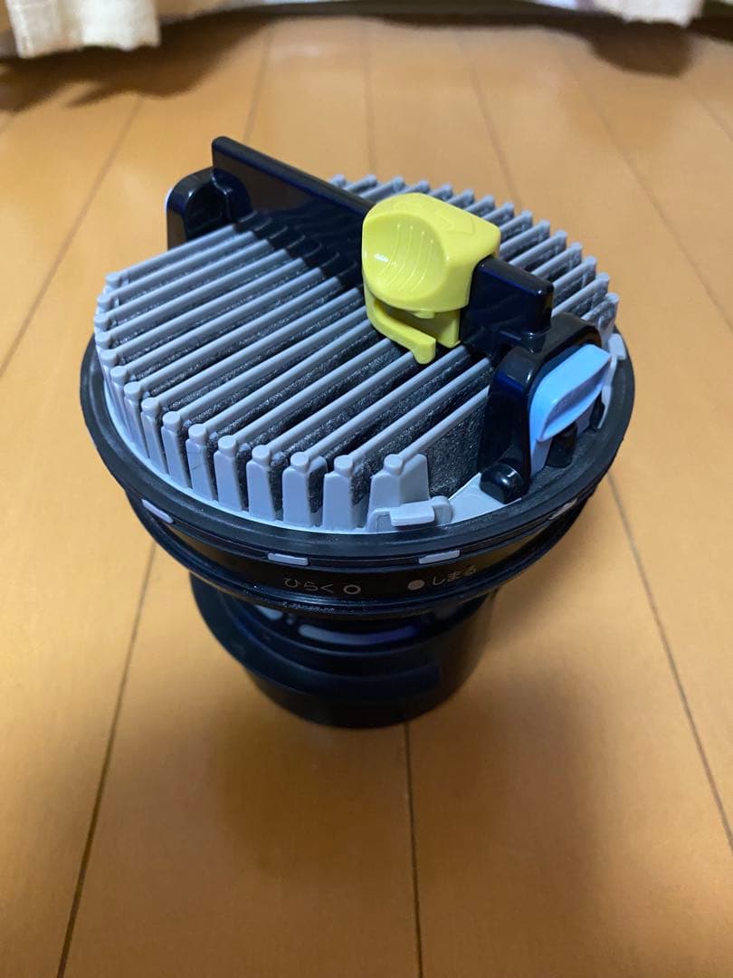 美品　東芝 VC-CF31サイクロンクリーナー TORNEO【2022年式】