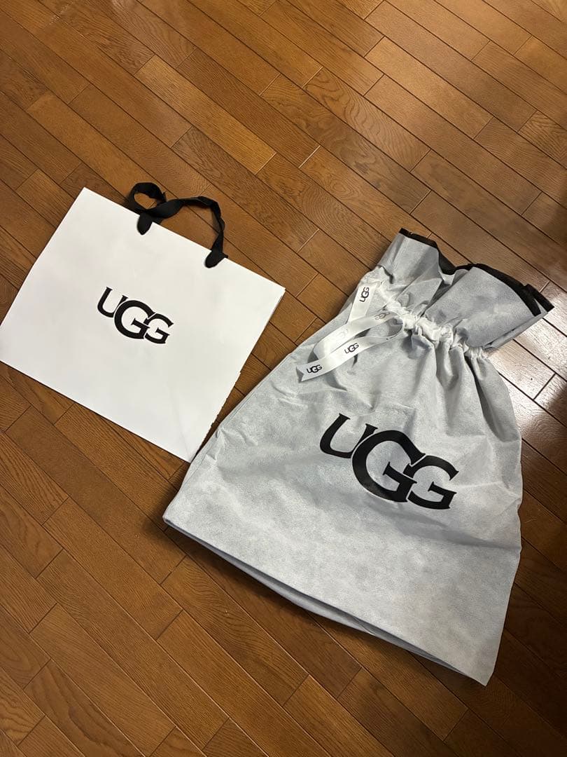 UGG ブラックニットセーター M
