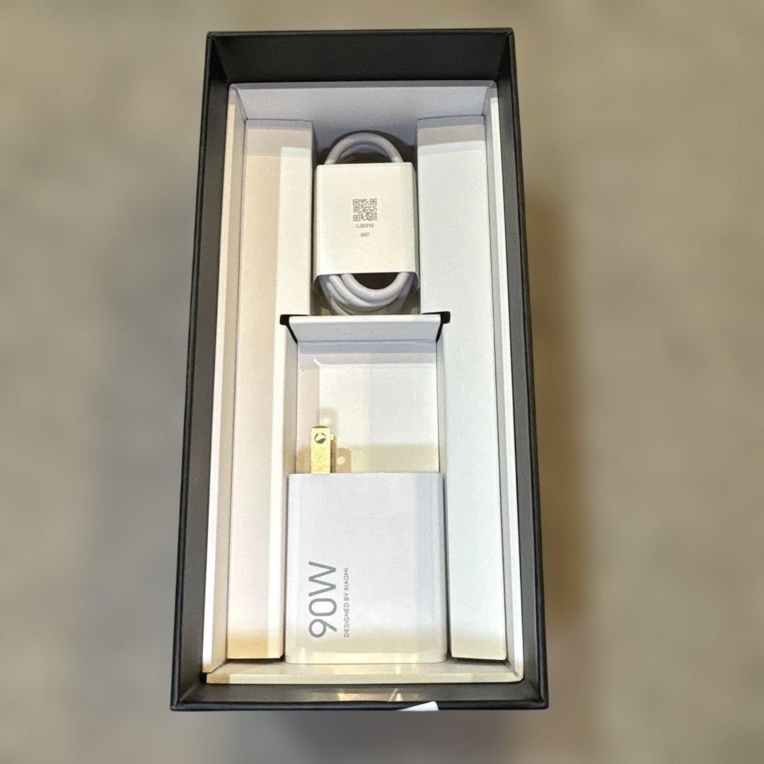 Xiaomi 15 Ultra ホワイト 16GB 512GB