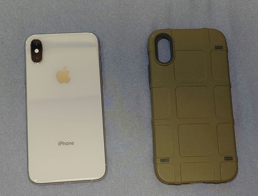 Apple iPhone Xs 256GB simフリー ホワイトシルバー