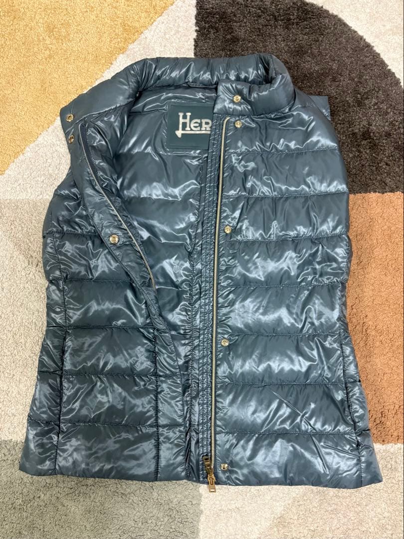 HERNO ヘルノ　ダウンベスト　ブルーグレー　40