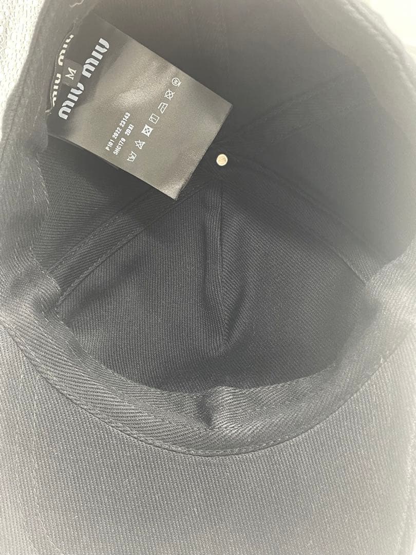 【mh】miu miu ブラック ベースボールキャップ