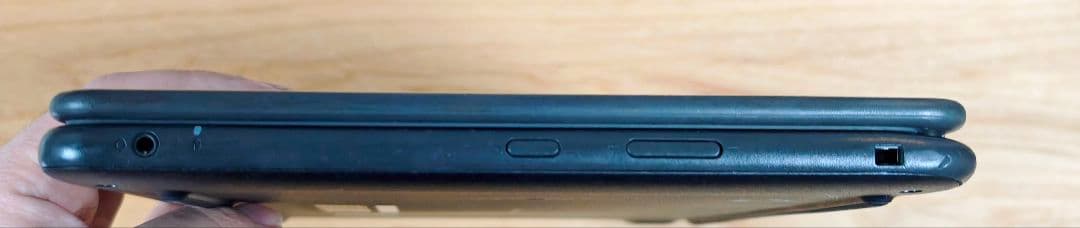 美品 DELL Latitude 3190 2-in-1 ノートパソコン タッチ