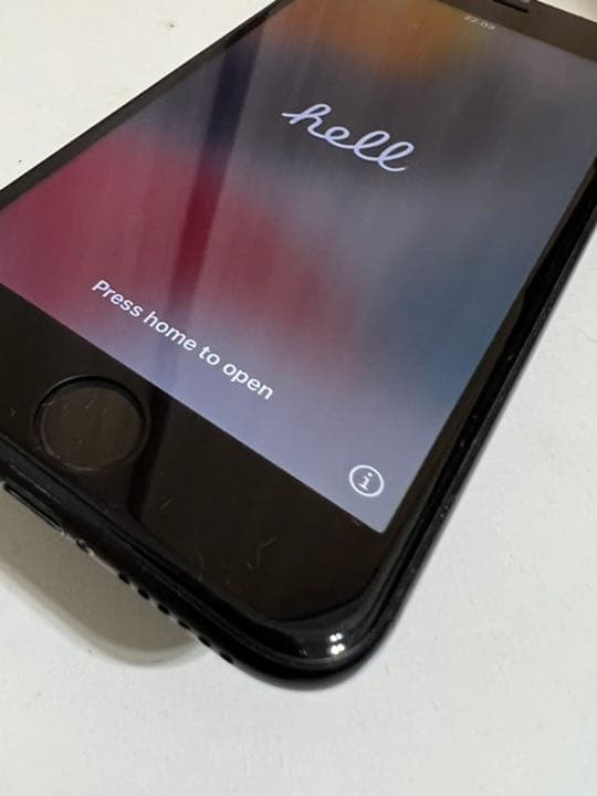 iPhone 7 Jet Black 128GB docomo(中古品)