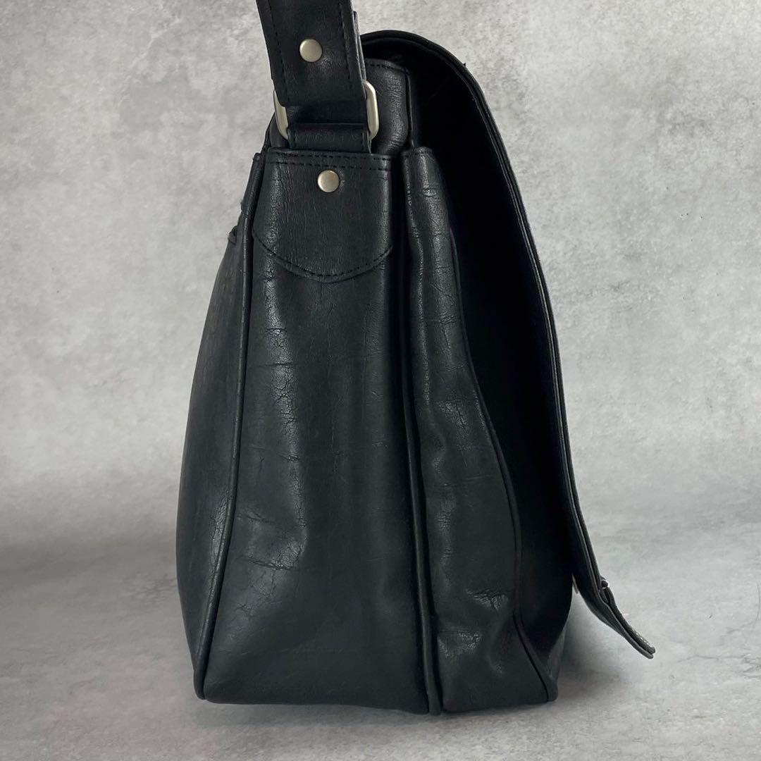 希少✨Harley Davidson ショルダーバッグ レザー ロゴ金具 黒