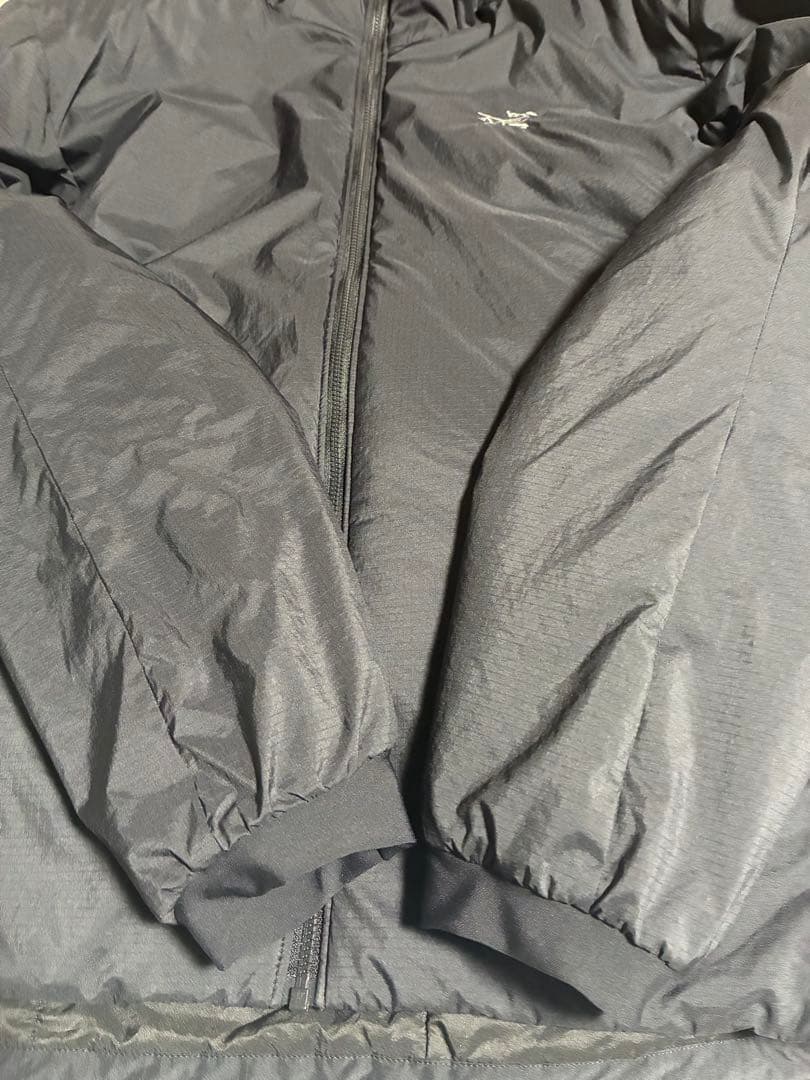 アークテリクス　アトムヘビーウェイトフーディ　黒　メンズM atom sv