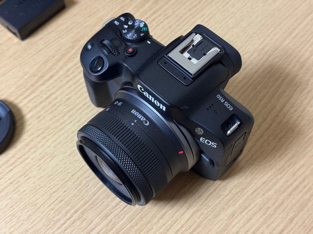 Canon EOS R50・RF-S18-45 IS STMレンズキット