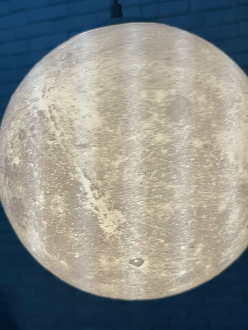 ⭐️【全国送料無料】　ペンダント　吊り下げ　ライト　月　地球　リビング　ランプ