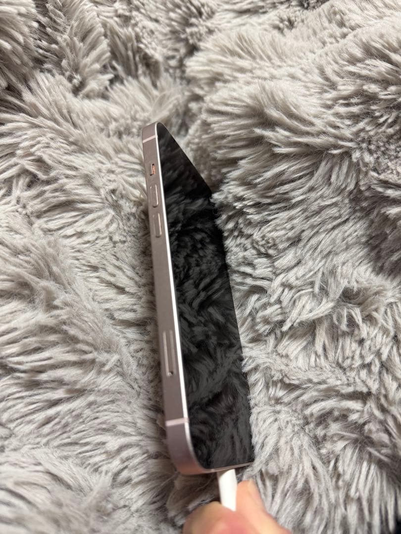 Apple iPhone 13 ピンク