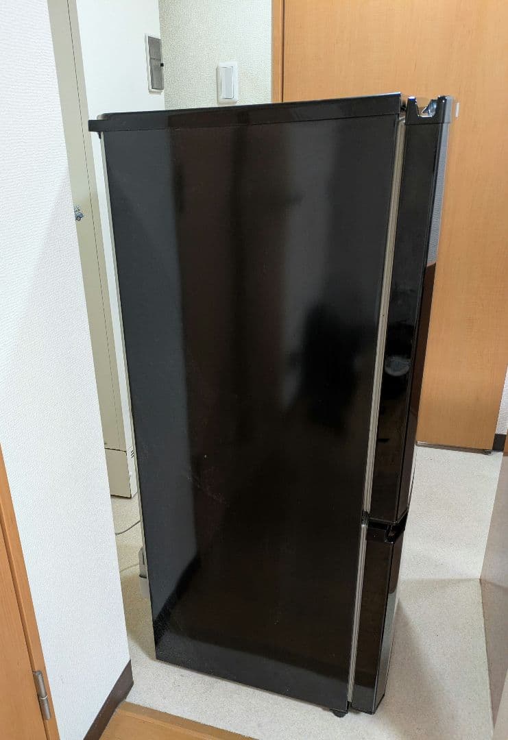 ​【格安】【動作中】三菱電機 冷蔵庫 MR-P15S-B（送料込み） 146㍑