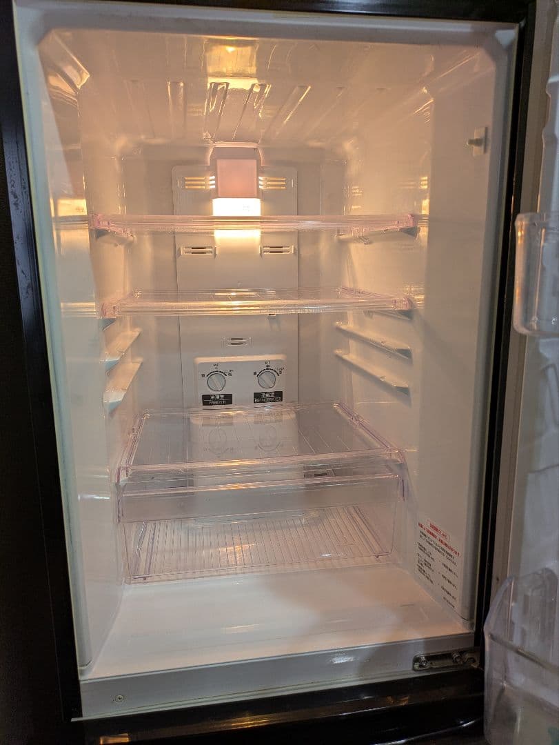 ​【格安】【動作中】三菱電機 冷蔵庫 MR-P15S-B（送料込み） 146㍑