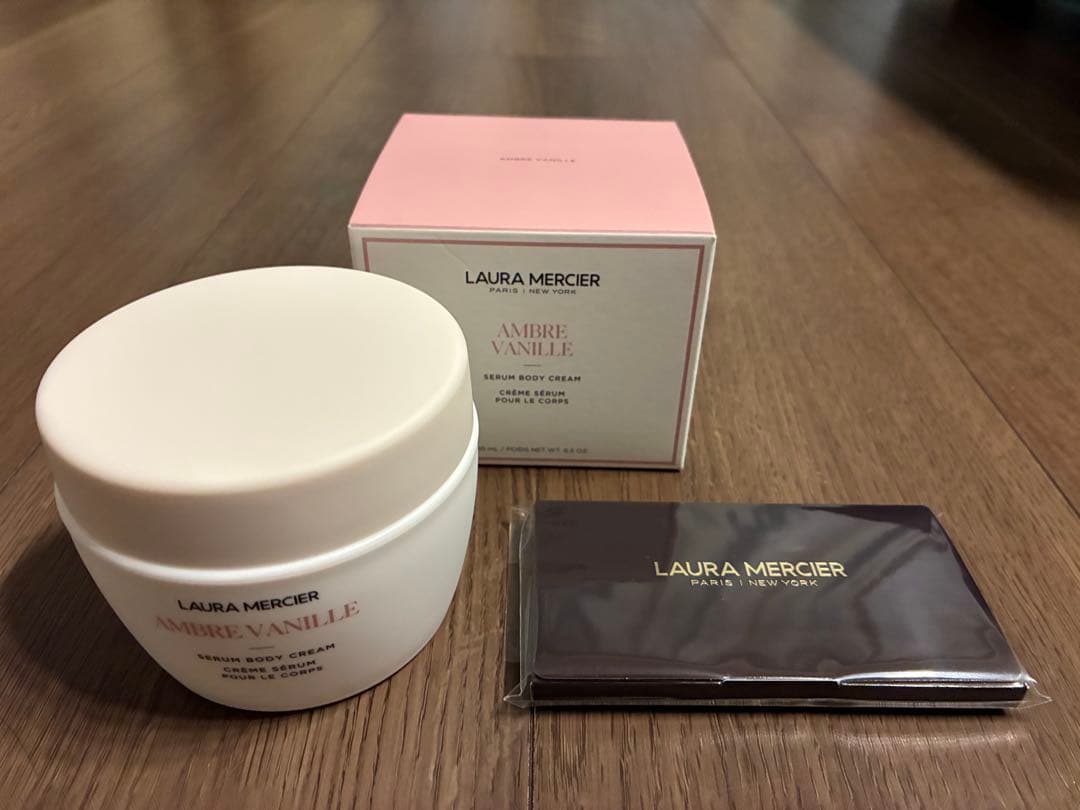 【おまけつき/新品未使用】ローラメルシエ　アンバーバニラ ボディクリーム 200