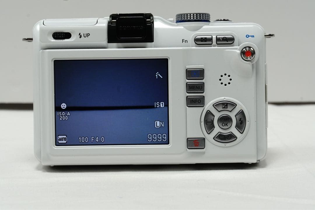 美品✨ オリンパス OLYMPUS PL1s ミラーレスカメラ スマホ転送