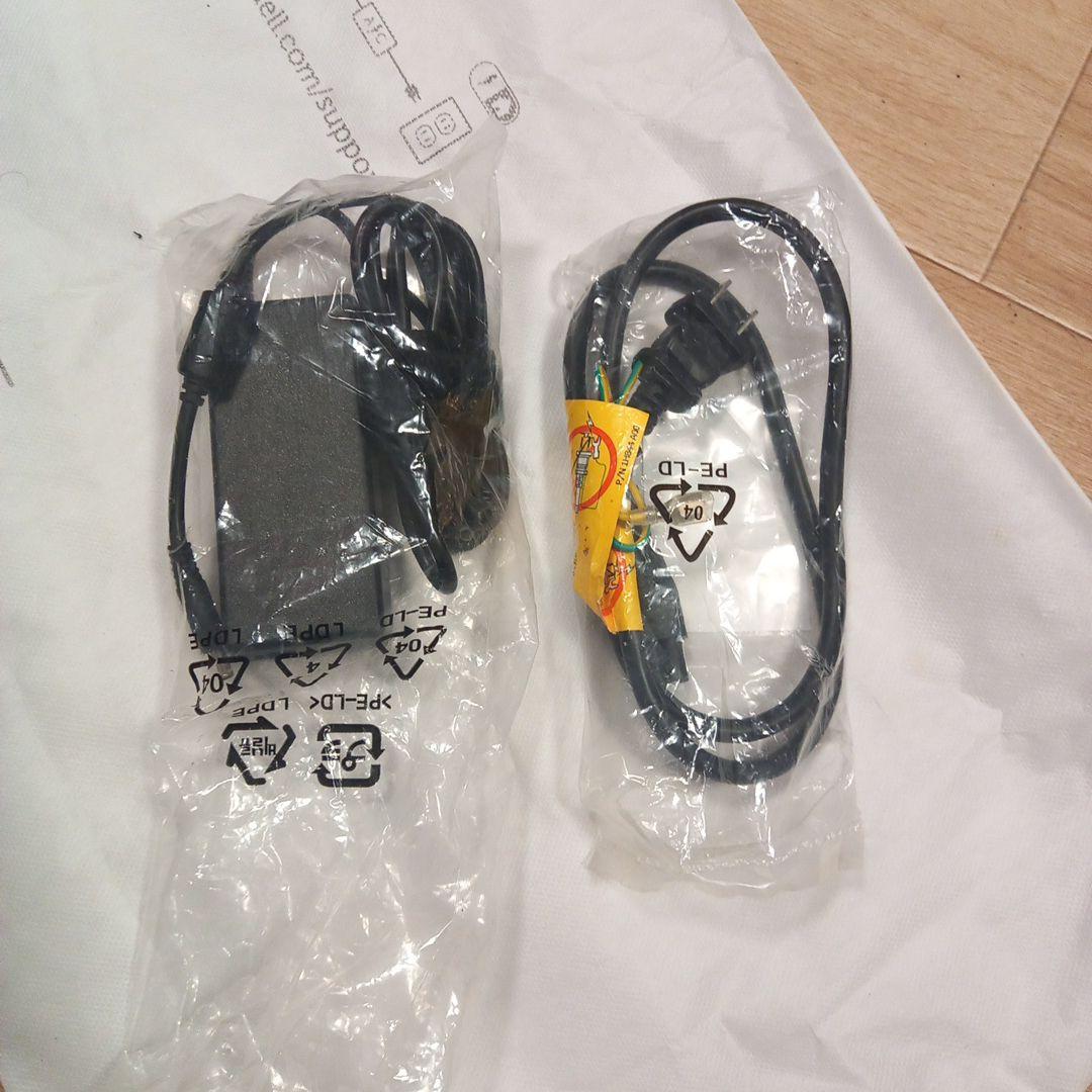 Dell ノートPC シルバー USB HDMI搭載