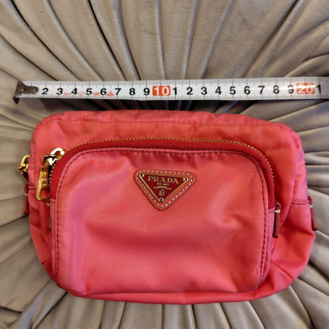 PRADA ピンク ナイロン ポーチ