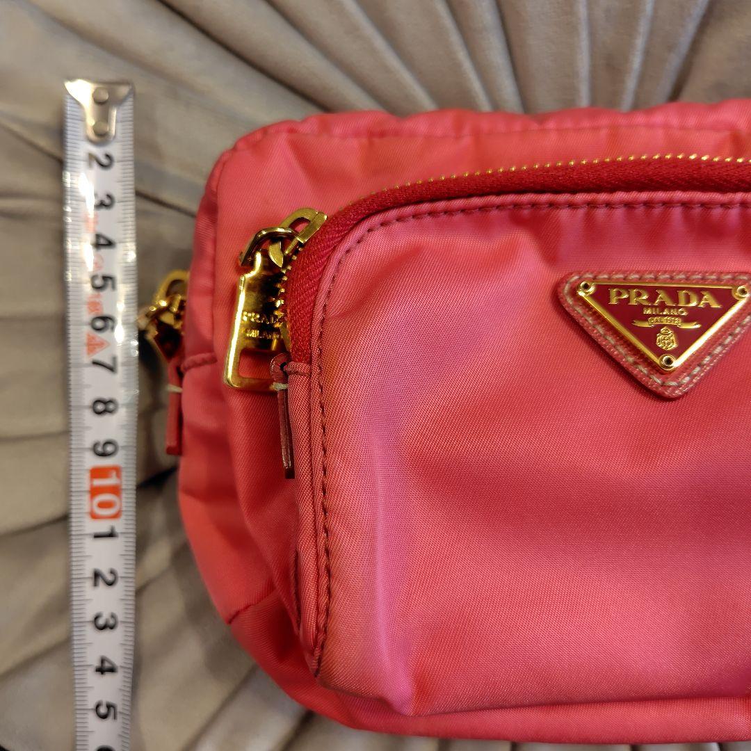 PRADA ピンク ナイロン ポーチ