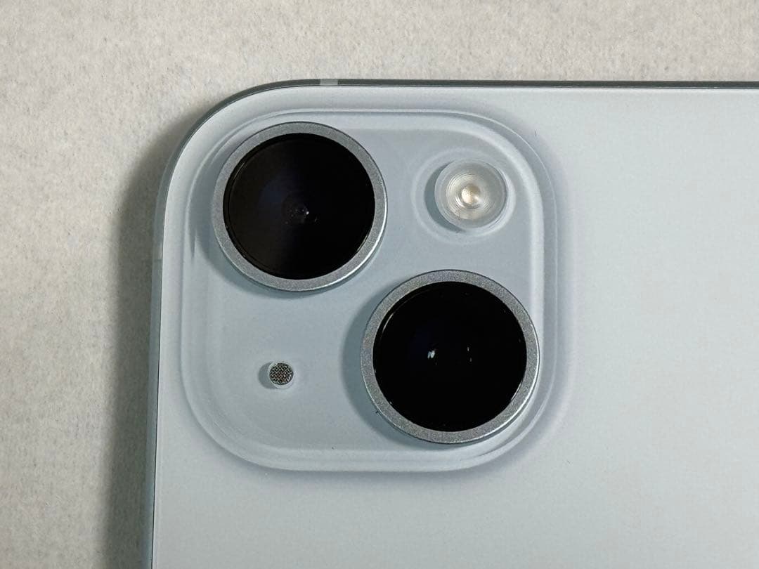 超美品　iphone15 128gb ブルー