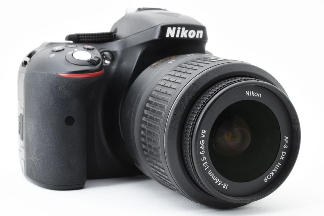 【美品】Nikon ニコン D5300　✨Wi-Fi機能搭載✨お得なセット付き✨