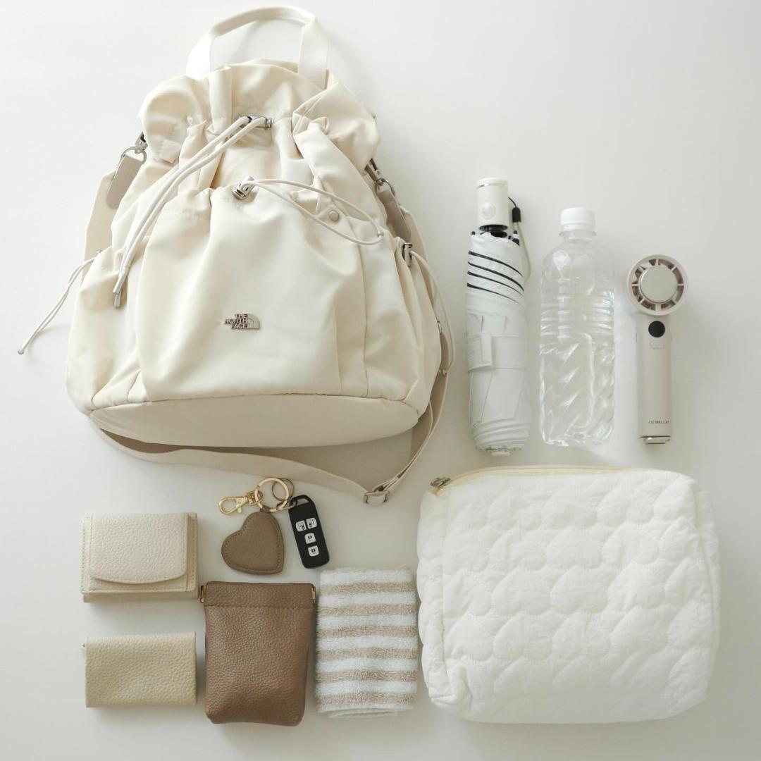 最終値下げ◆韓国限定 ノースフェイス ボニーパックM クリーム すぐ届く