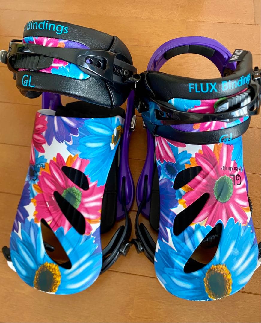 レディースFLUX スノーボードビンディング 花柄　スピード発送