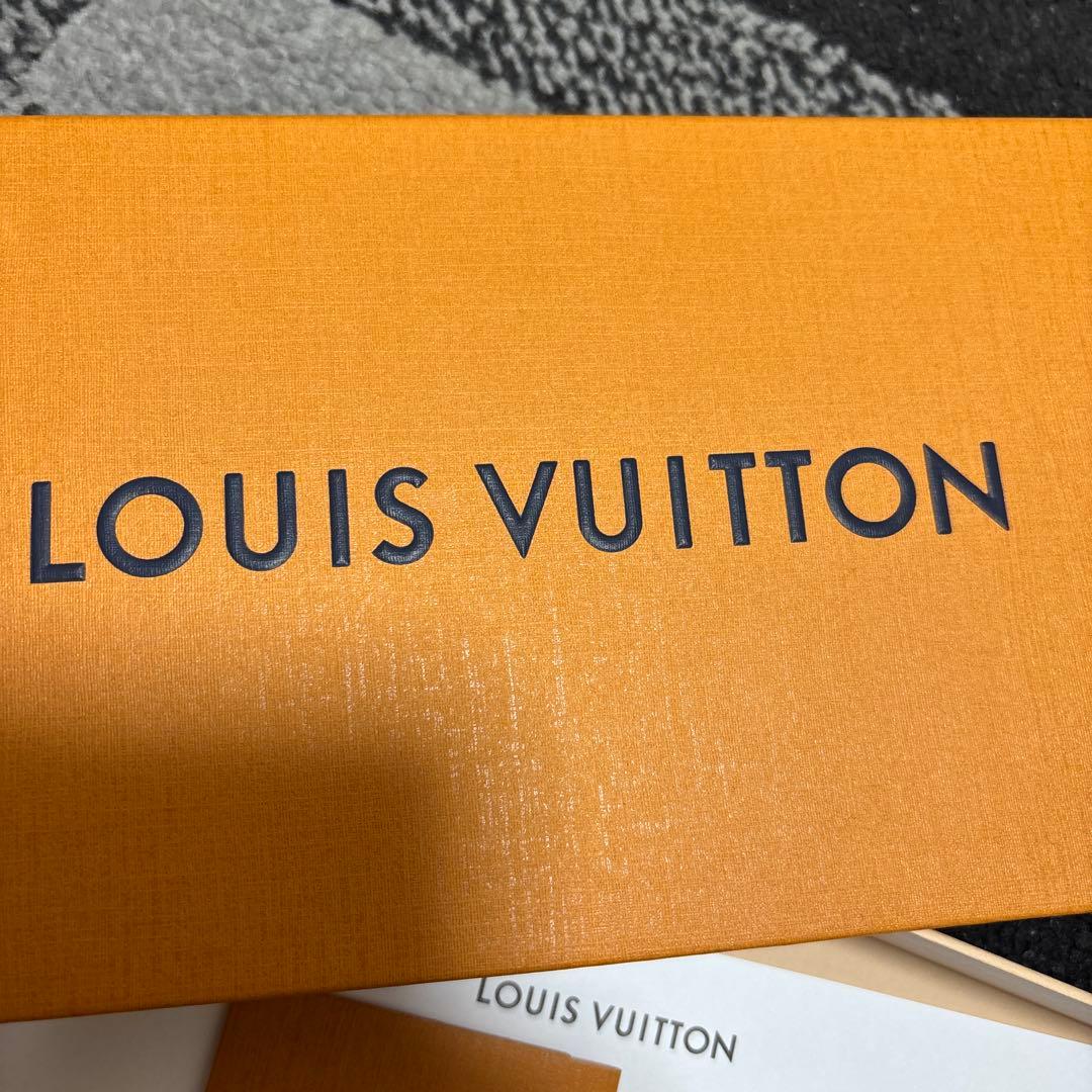 B*k様 LOUIS VUITTON モノグラムシャドウ　ホリゾンタル　長財布