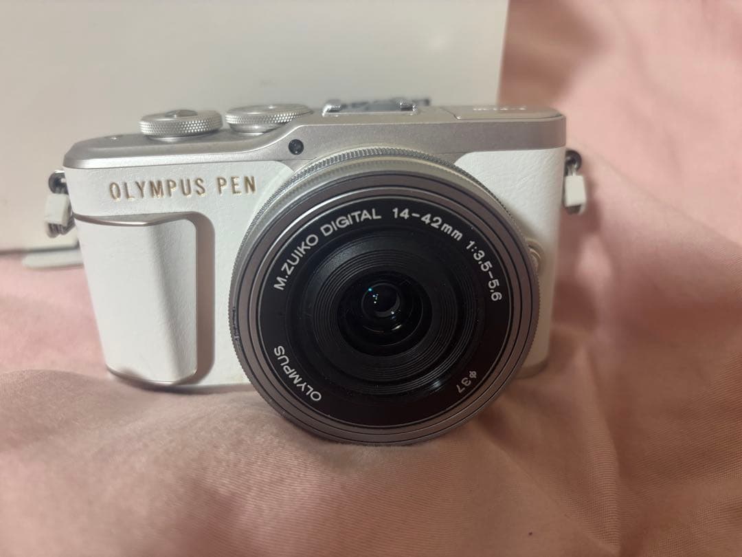 OLYMPUS PEN E-PL10 ホワイト