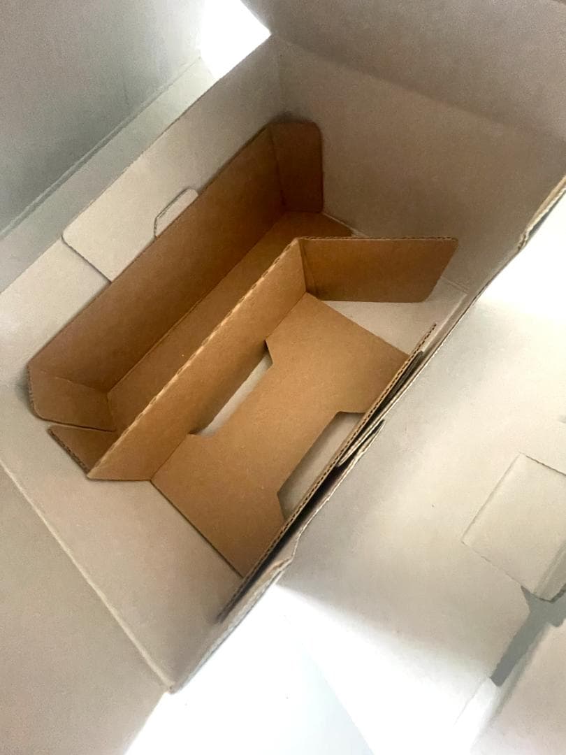 Nikon COOLPIX S520 デジカメ　シルバー　ニコン