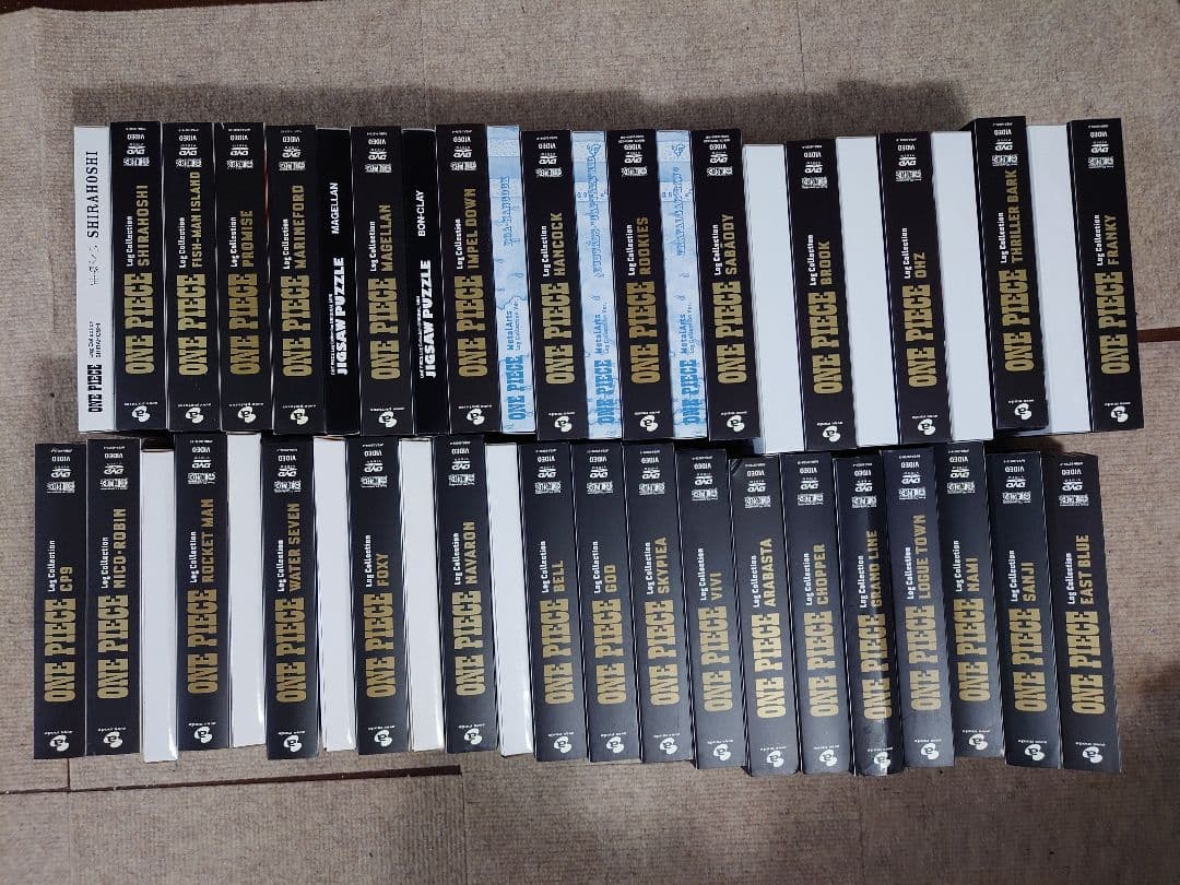 ONEPIECEログコレクション44本セット+FILMレッド+未開封のオマケ多数