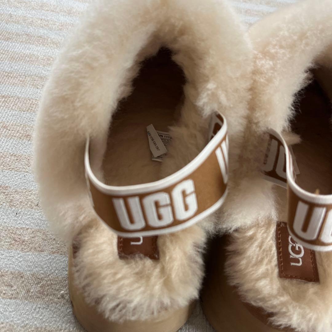 UGG ブラウン 厚底スライドサンダル