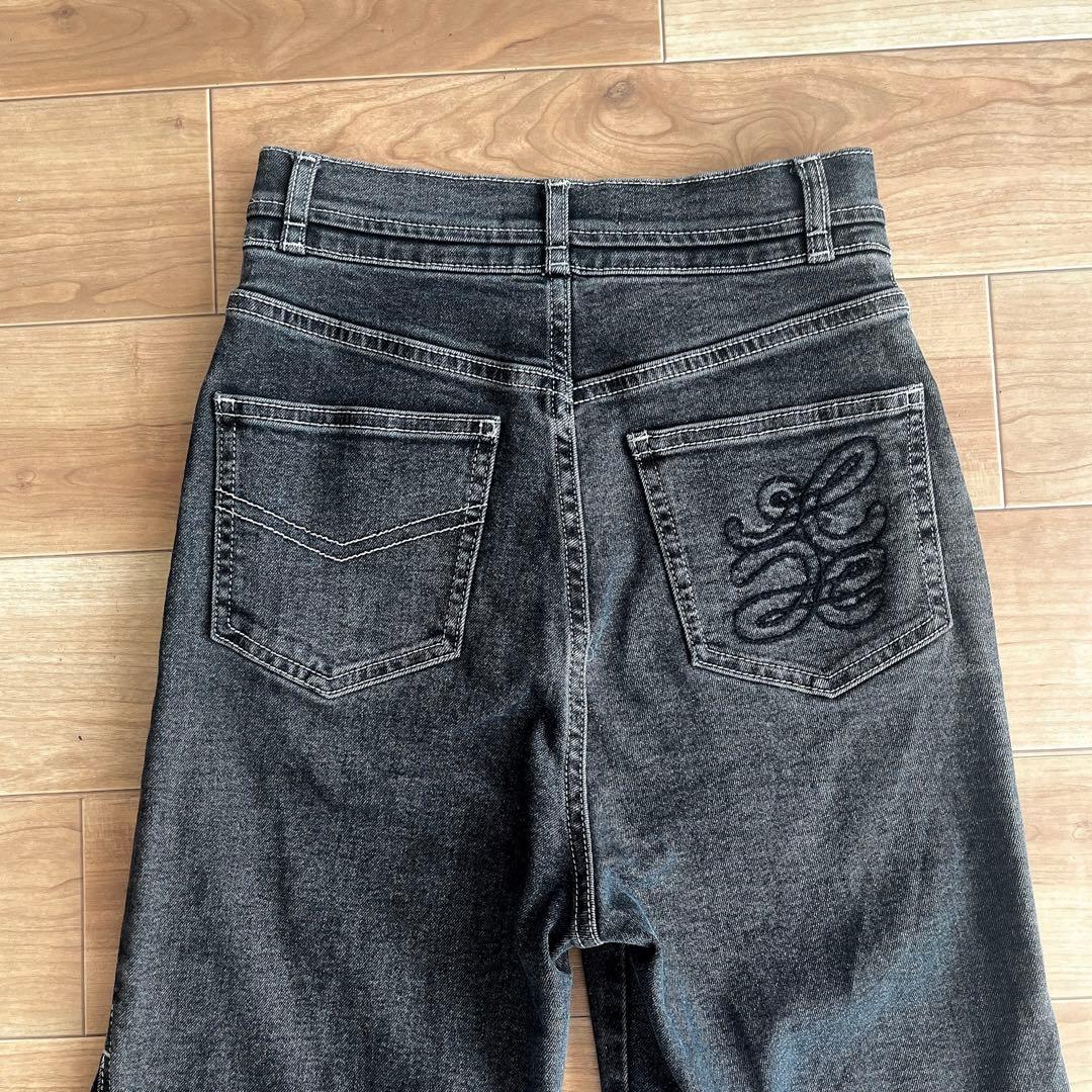 【美品】snidel スナイデル　ストレッチフレアデニムパンツ　ブラック　00