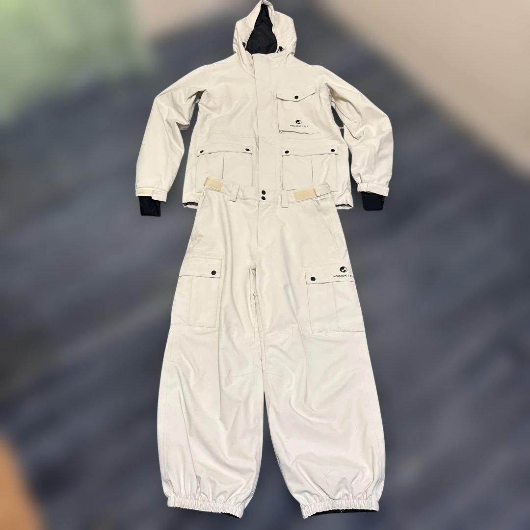 NOMADIK777ジャケットとパンツセット上下Mサイズ