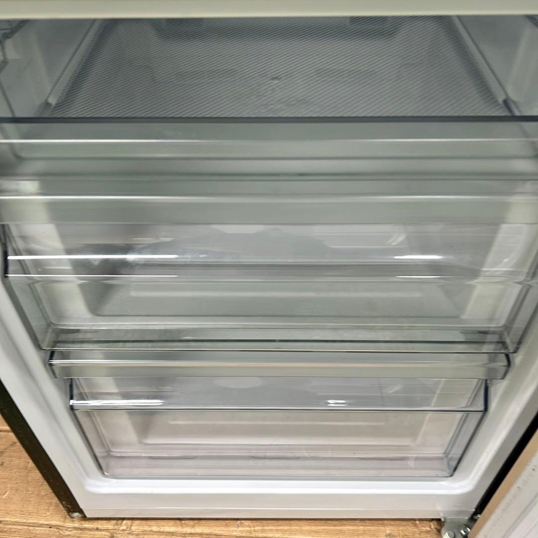 727 ハイアール　冷蔵庫　2020年製　小型　一人暮らし　シルバーカラー　単身