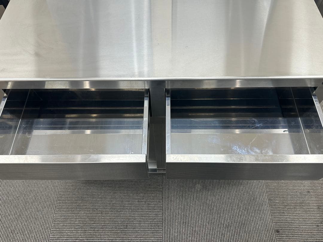 タニコー　調理台　引き戸　引き出し　幅90㎝　2年使用