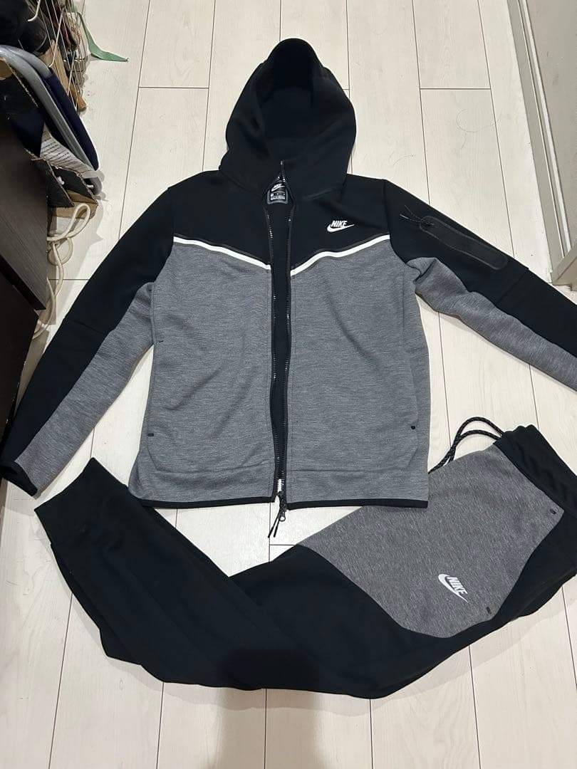 コ*ジ様 Nike ジャージ上下セット グレー/ブラック