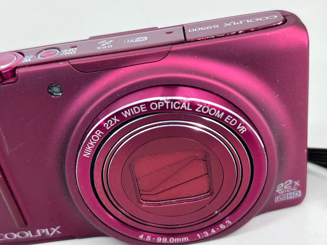 美品 COOLPIX S9500 ヴェルヴェットレッド 即日発送 デジカメ