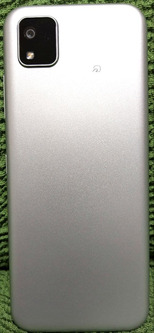 かんたんスマホ3 シルバー スマートフォン カバー付き　A205KC