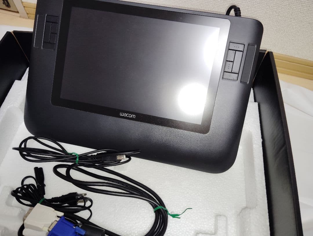 Wacom Cintiq 12WX 液晶ペンタブレット本体