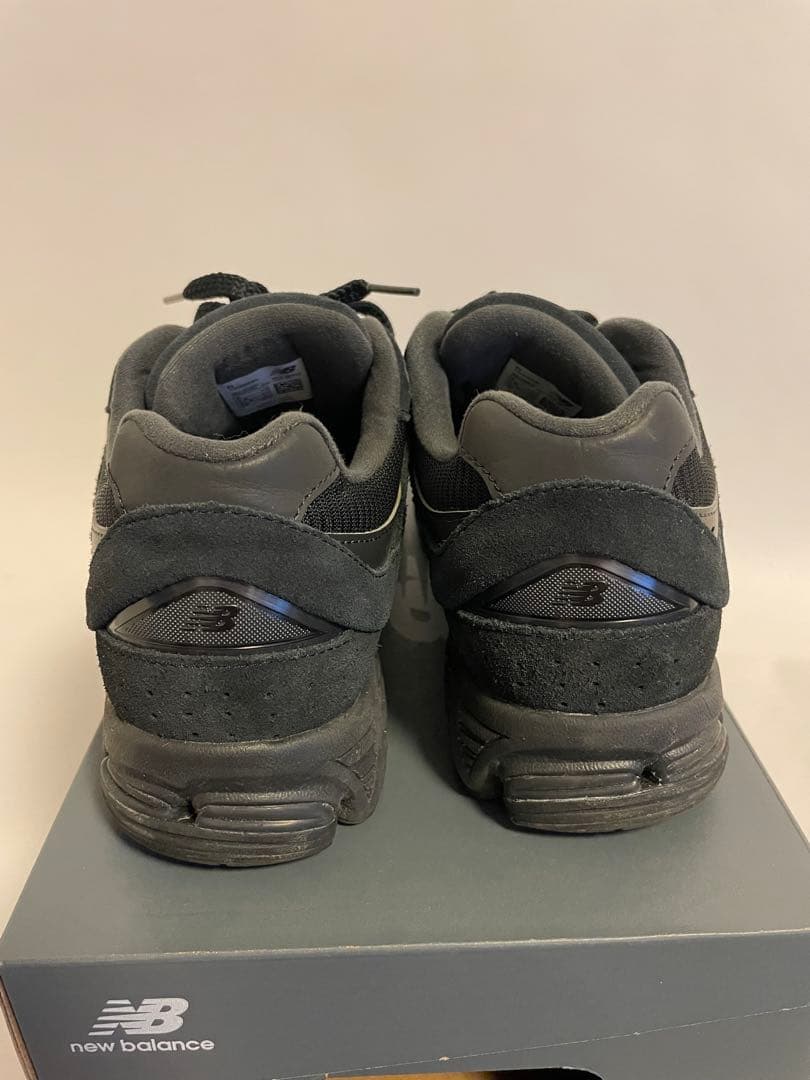 New Balance 2002R 国内正規品 ブラックスニーカー