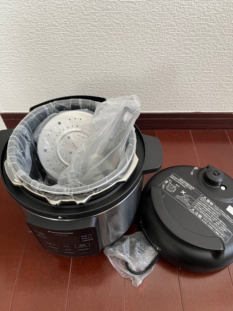 未使用！Panasonic 電気圧力鍋 SR-MP300
