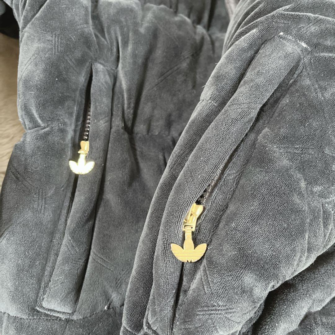 美品 adidas アディダス ダウン ジャケット ベロア金ロゴ　S