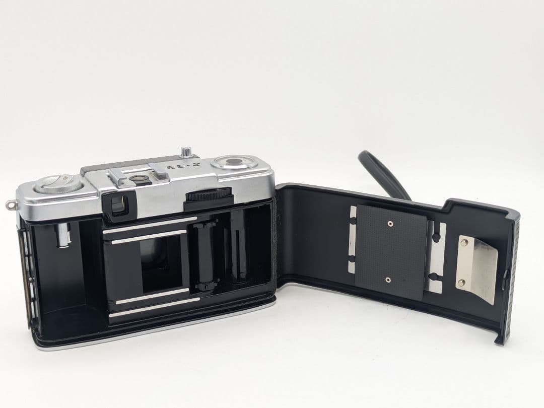 超美品！整備済み完動品！OLYMPUS PEN EE-2 ハーフサイズカメラ
