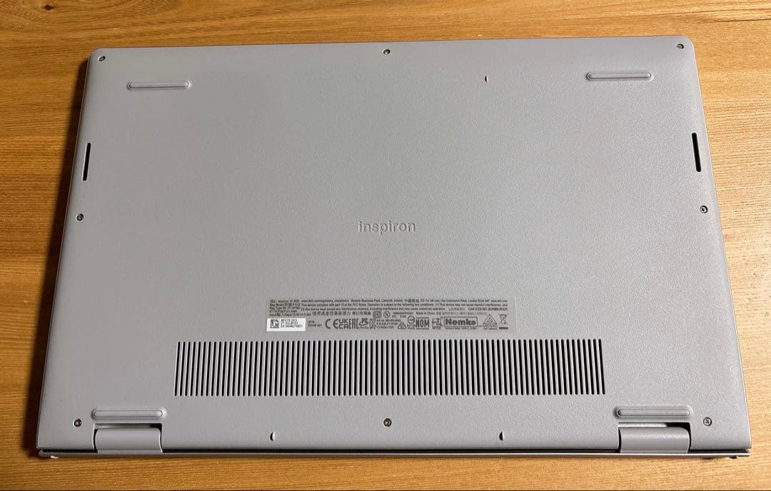 Dell Inspiron 15 3520/8GB/純正AC付き ＋おまけ付き‼️