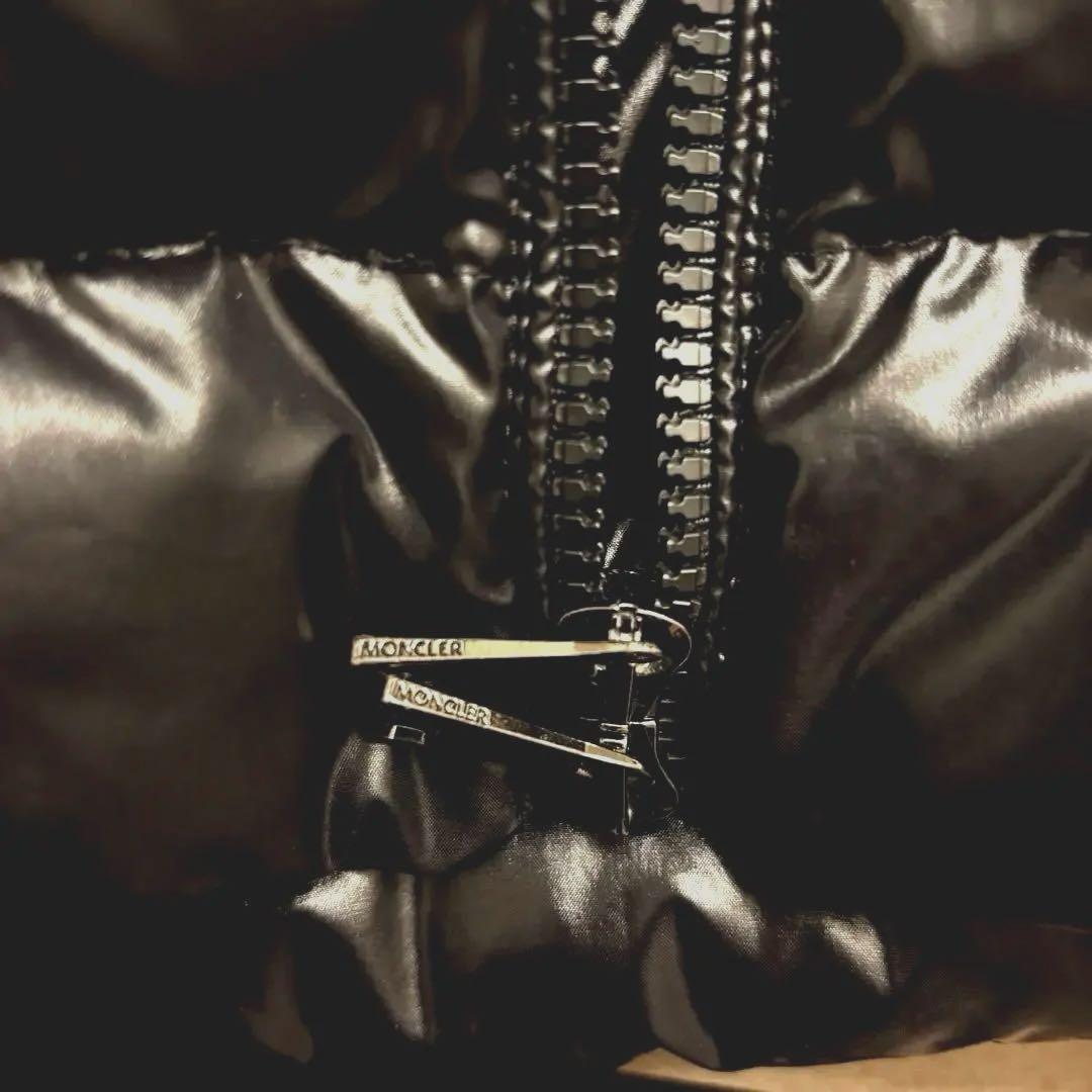 人気モデル MONCLER（モンクレール）FAUCON ダウンコート黒 サイズ1