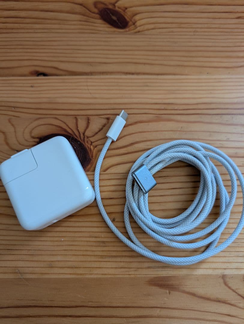 MacBook Air M2 8G 256GSSD 13インチ　バッテリー91%