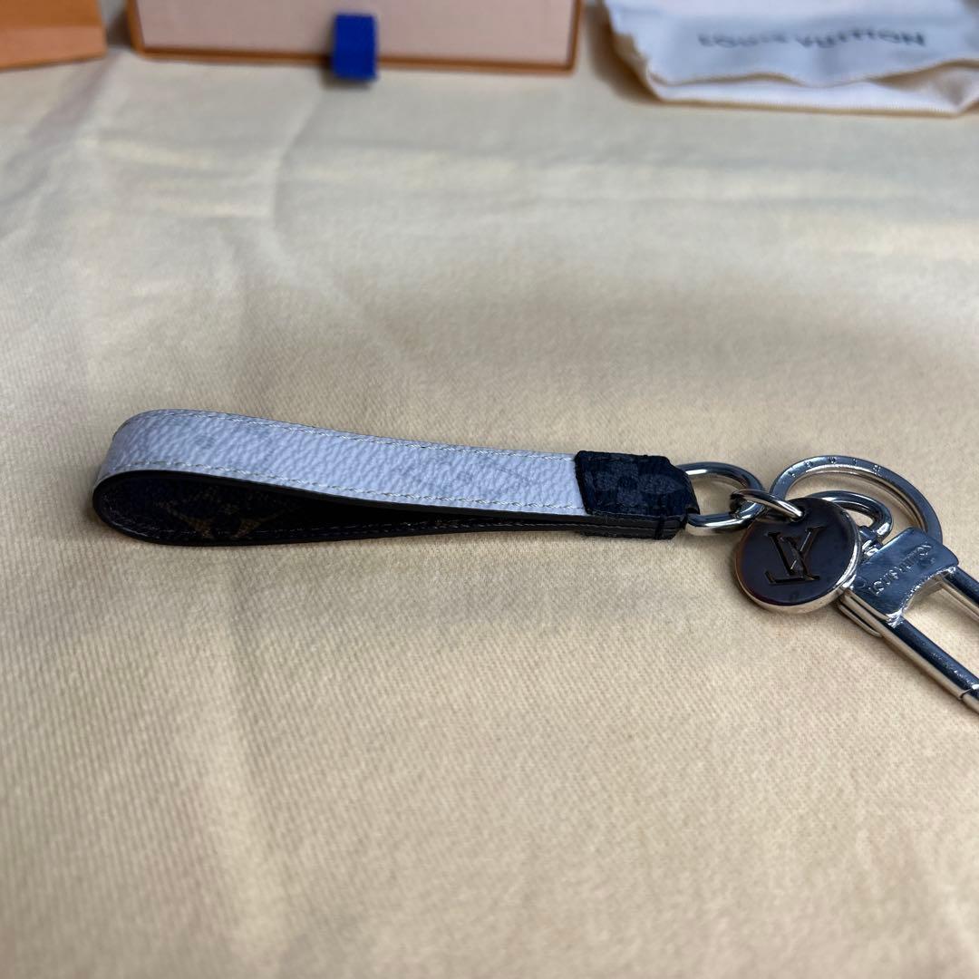 ruiLOUIS VUITTON レザーキーリング ホワイト