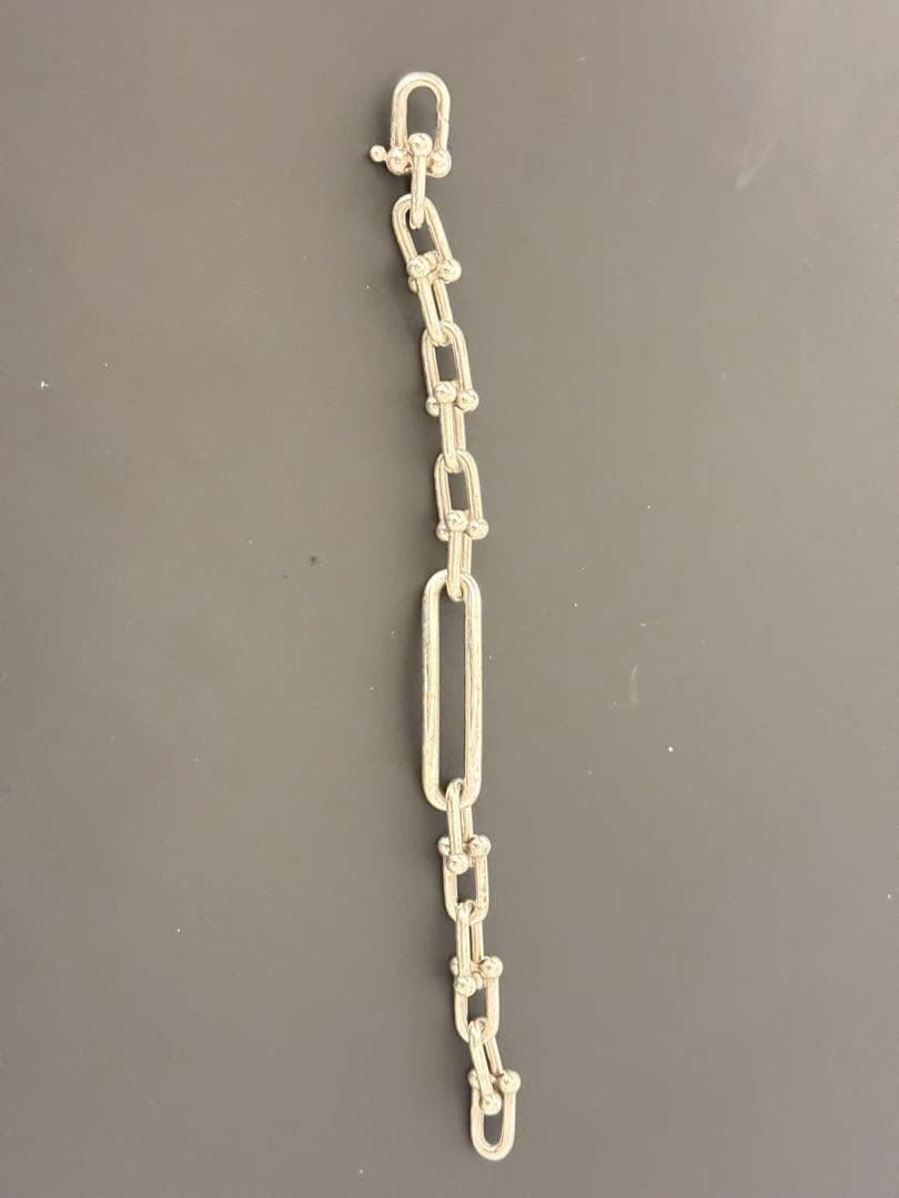 Tiffany ハードウェア ミディアム オーバルブレス スターリングシルバー