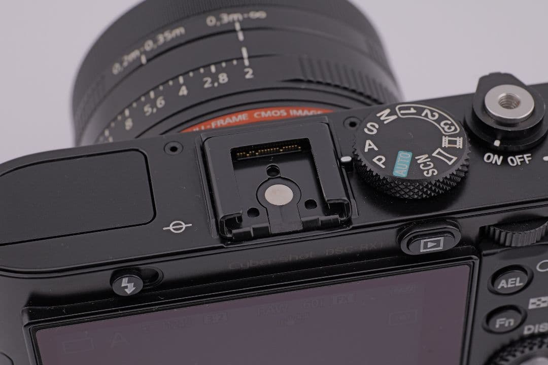 デジタルカメラ SONY RX1