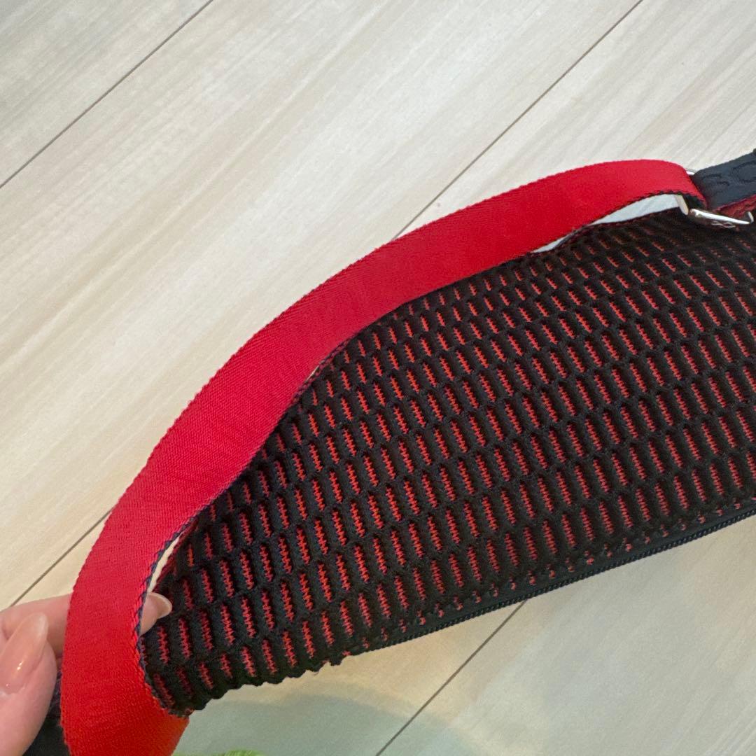 Christian Louboutin ボディバッグ スタッズ付き 黒/赤