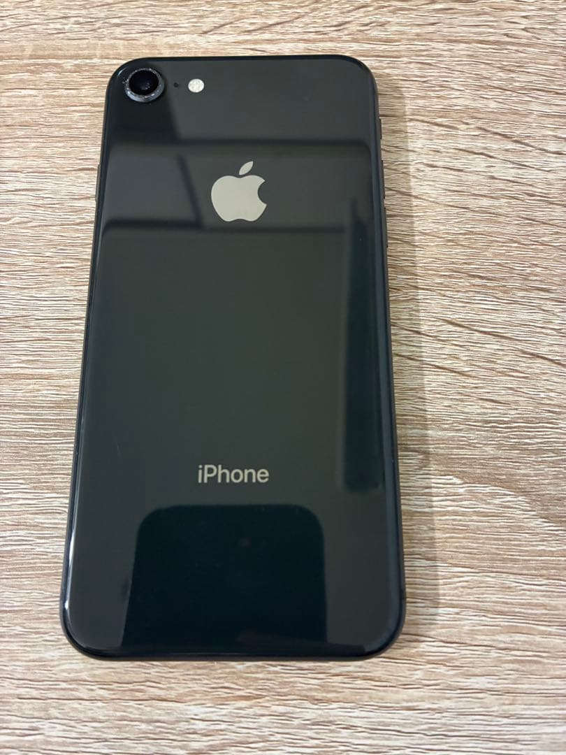 Apple iPhone 8 ブラック 本体　256GB