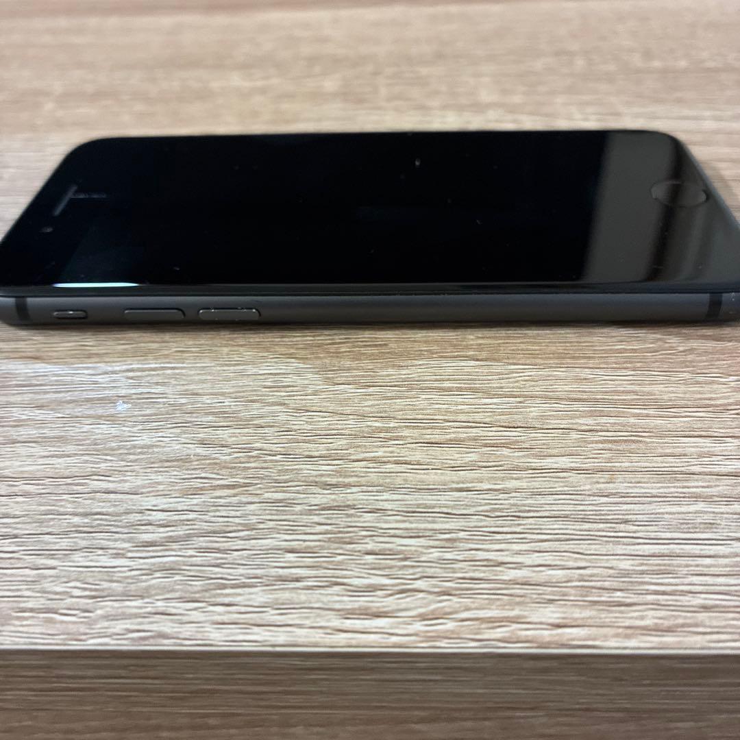 Apple iPhone 8 ブラック 本体　256GB